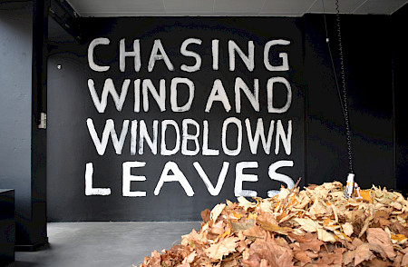 Chasing wind and windblown leaves, Installation January 2024, Gallery Daeppen