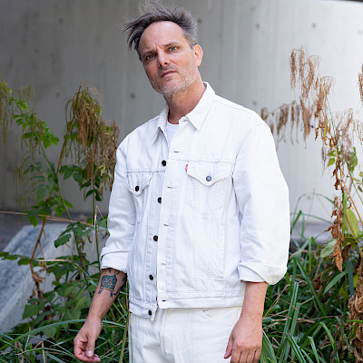 Dominic Deville - Deadline